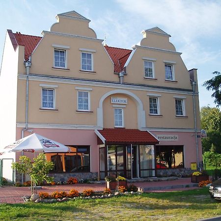 Hotel E-Lektor Моронг Екстериор снимка