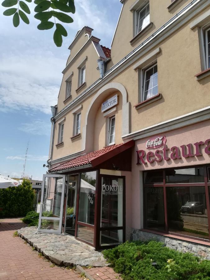 Hotel E-Lektor Моронг Екстериор снимка