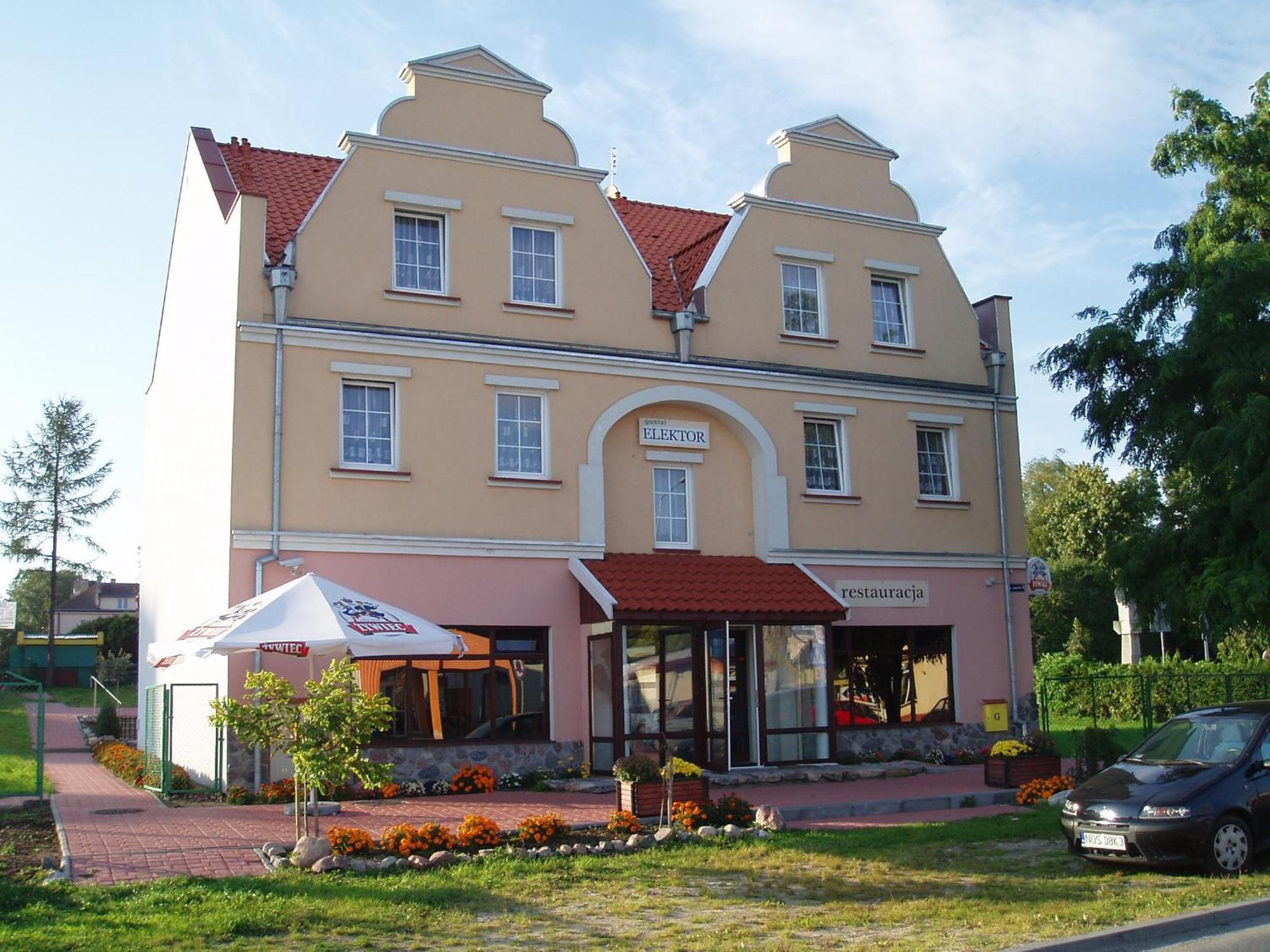 Hotel E-Lektor Моронг Екстериор снимка