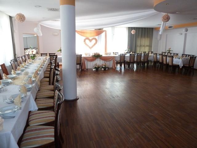 Hotel E-Lektor Моронг Екстериор снимка